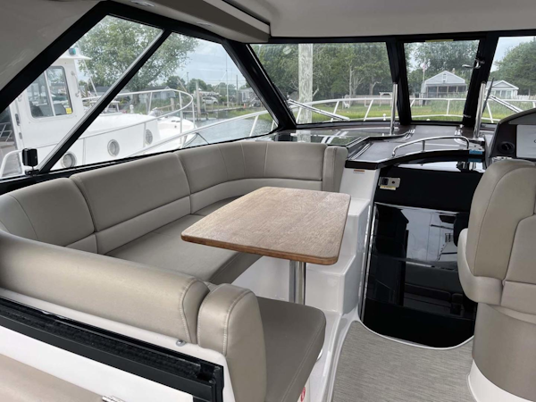 Regal-42 Sport Coupe 2015-Comfortably Numb Warwick-Rhode Island-United States-3400651