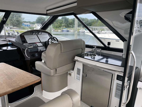 Regal-42 Sport Coupe 2015-Comfortably Numb Warwick-Rhode Island-United States-3400644