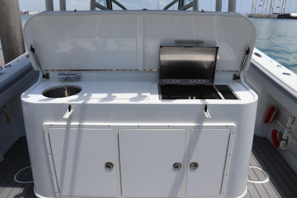 Yellowfin-42 2018-Roaring Surf Port Canaveral-Florida-United States-3401845