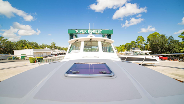 Sabre-42 Hard Top Express 2008-R Girl Stuart-Florida-United States-3407467