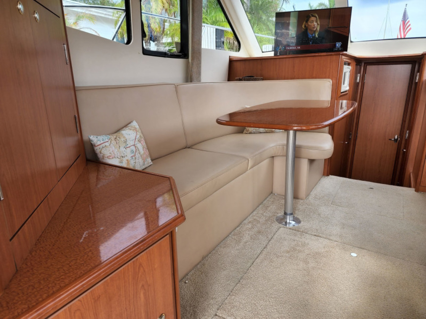 Silverton-Convertible 2008-To Adventure II Pompano Beach-Florida-United States-Settee and Table  Port-3454928 | Thumbnail