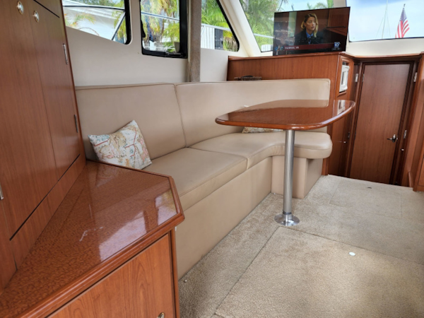 Silverton-Convertible 2008-To Adventure II Pompano Beach-Florida-United States-Settee and Table  Port-3454928