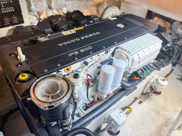 Cruisers Yachts-45 Cantius 2015-Bobbin and Weavin Cleveland-Ohio-United States-3459259