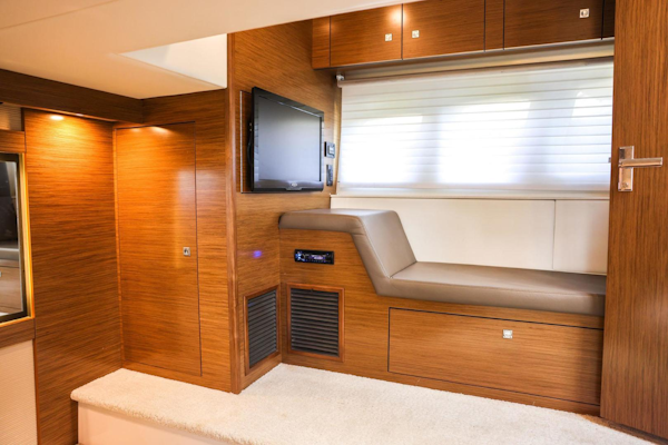Cruisers Yachts-45 Cantius 2015-Bobbin and Weavin Cleveland-Ohio-United States-3459242