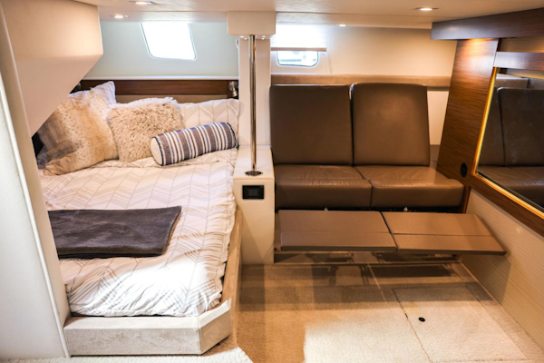 Cruisers Yachts-45 Cantius 2015-Bobbin and Weavin Cleveland-Ohio-United States-3459239