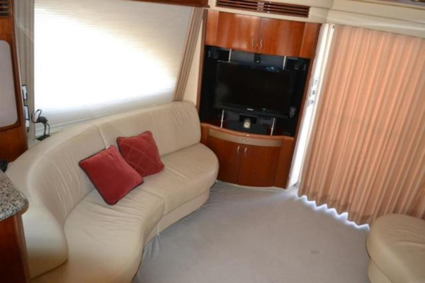 Sea Ray-550 Sedan Bridge 2005-Blood Money Saint Augustine-Florida-United States-Salon Entertainment-3467186