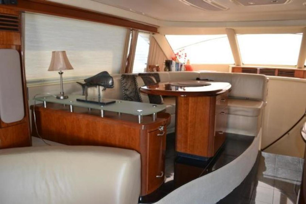 Sea Ray-550 Sedan Bridge 2005-Blood Money Saint Augustine-Florida-United States-Salon Forward-3467185