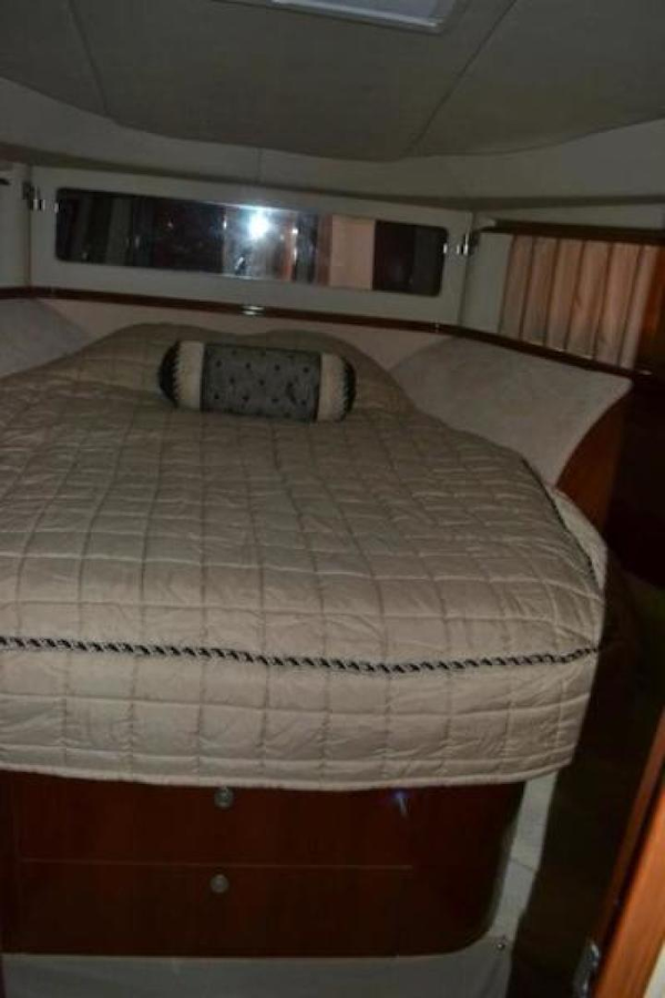 Sea Ray-550 Sedan Bridge 2005-Blood Money Saint Augustine-Florida-United States-VIP Stateroom-3467193