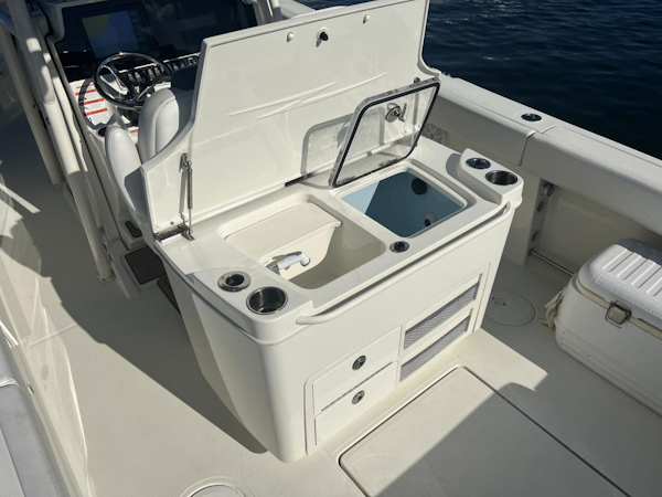 Hydra-Sports-3000 Center Console 2016-MARIA Miami-Florida-United States-3467994