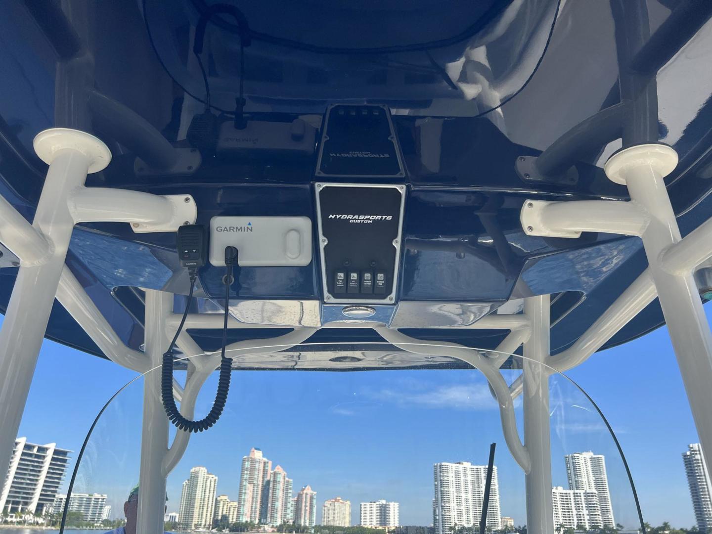 Hydra-Sports-3000 Center Console 2016-MARIA Miami-Florida-United States-3467989 | Thumbnail