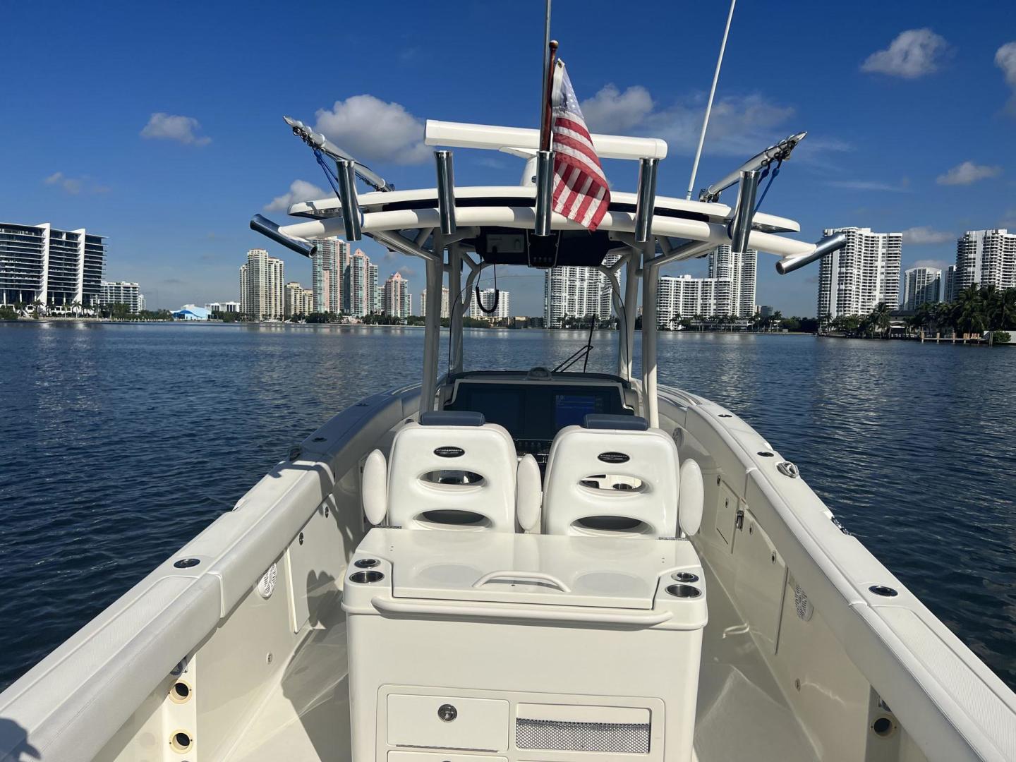 Hydra-Sports-3000 Center Console 2016-MARIA Miami-Florida-United States-3467992 | Thumbnail