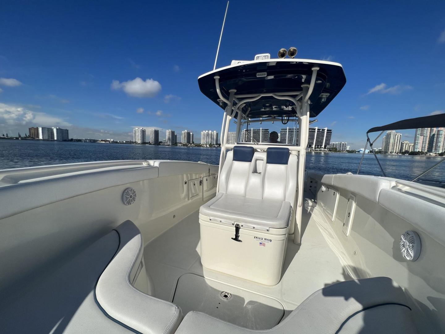 Hydra-Sports-3000 Center Console 2016-MARIA Miami-Florida-United States-3467985 | Thumbnail
