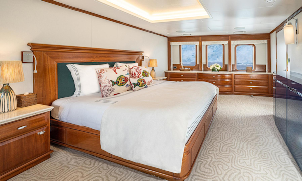 Anastassiades & Tsortanides 1970-ASTERIA Capetown-South Africa-Owner Stateroom-3580137