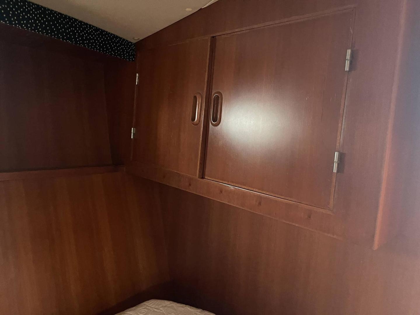 Jefferson-42 Viscount Sundeck 1992-Larimar Mount Pleasant-South Carolina-United States-3496325 | Thumbnail