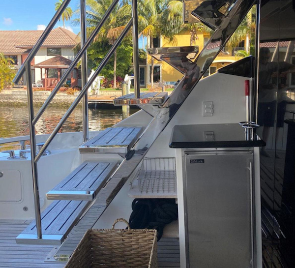 Sea Ray-L650 Fly 2016 -Fort Lauderdale-Florida-United States-3510309