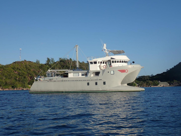 Custom-Custom 2004 -Seychelles-3518478