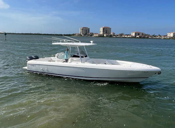 Intrepid-350 CC 2013 -Saint Petersburg-Florida-United States-3537000