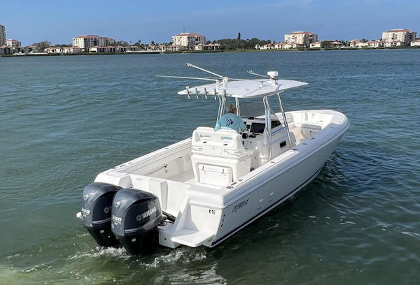 Intrepid-350 CC 2013 -Saint Petersburg-Florida-United States-3537050