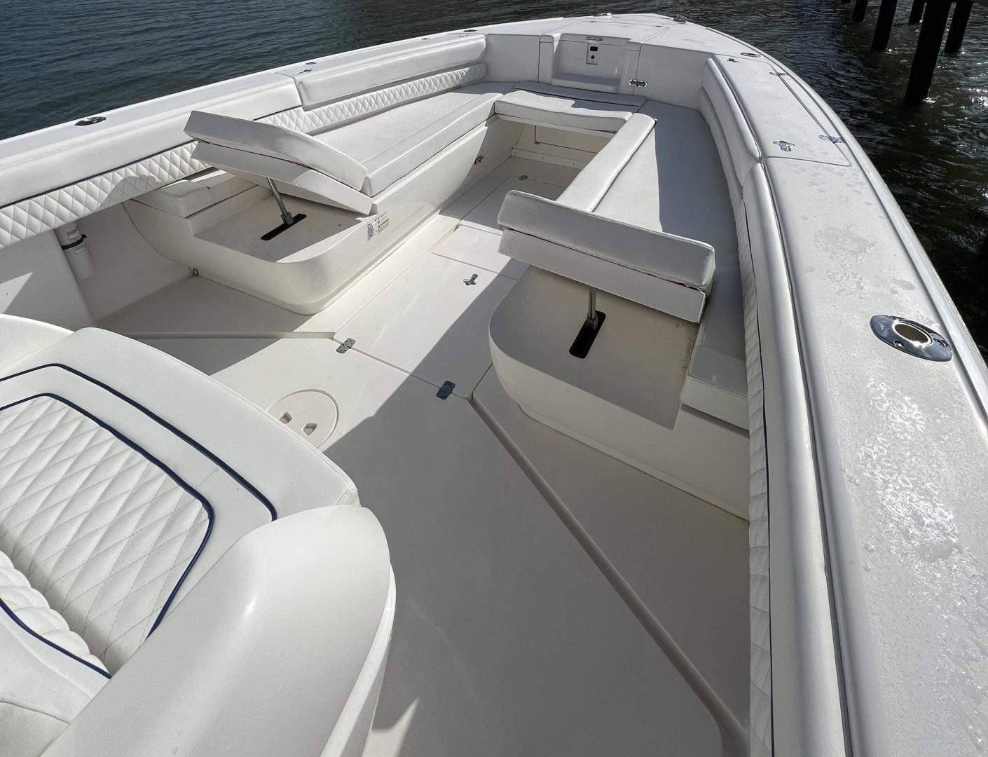 Intrepid-350 CC 2013 -Saint Petersburg-Florida-United States-3537010 | Thumbnail