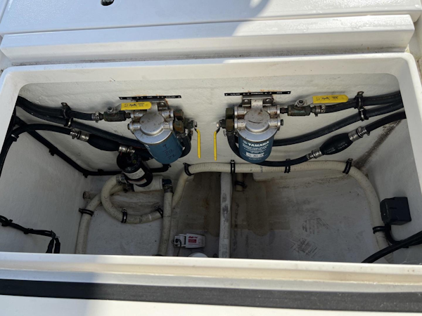 Intrepid-350 CC 2013 -Saint Petersburg-Florida-United States-3537044