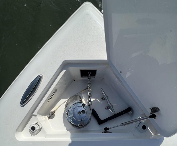 Intrepid-350 CC 2013 -Saint Petersburg-Florida-United States-3537004