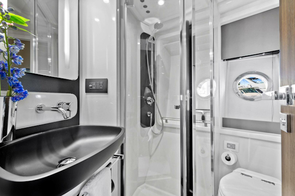 Azimut-Flybridge 2019-AT LAST North Palm Beach-Florida-United States-5129640