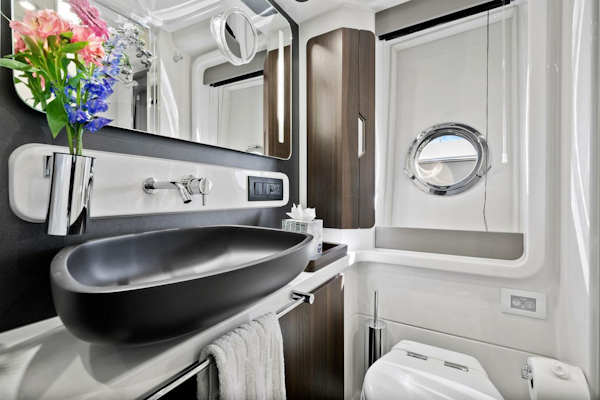 Azimut-Flybridge 2019-AT LAST North Palm Beach-Florida-United States-5129634