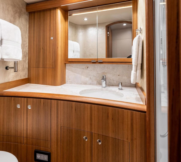 F&S-61 Hardtop Express Sportfish 2020 -Palm Beach-Florida-United States-3525663