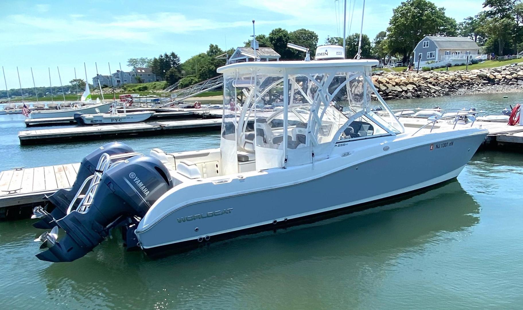 World Cat-255 DC 2019 -Nokomis-Florida-United States-Main Profile with Eisenglass Enclosure-3547100 | Thumbnail