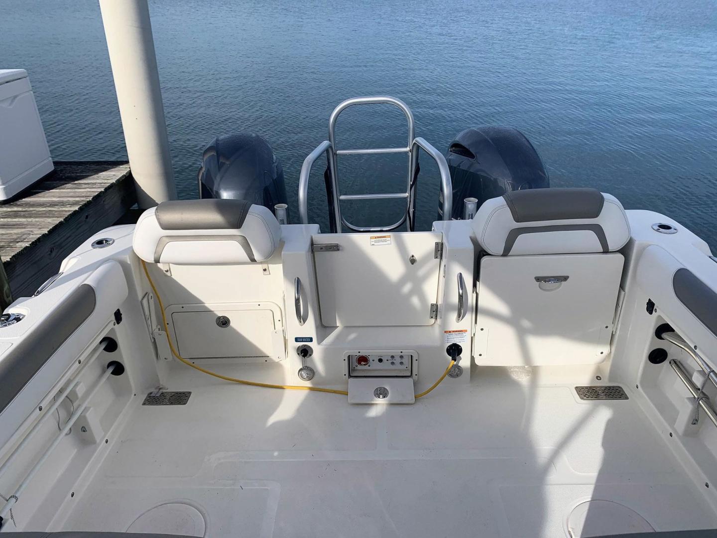 World Cat-255 DC 2019 -Nokomis-Florida-United States-Aft of Consoles-3547115 | Thumbnail