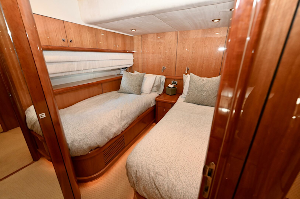 Sunseeker-Yacht 2005-Bella Fort Lauderdale-Florida-United States-Bella  Guest Accommodation Hallway-5421313
