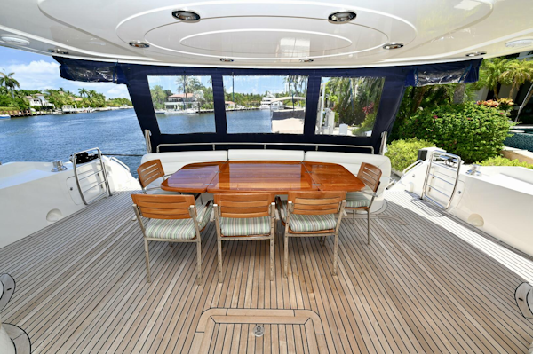 Sunseeker-Yacht 2005-Bella Fort Lauderdale-Florida-United States-Bella  Aft Deck Entertaining Area-5421289