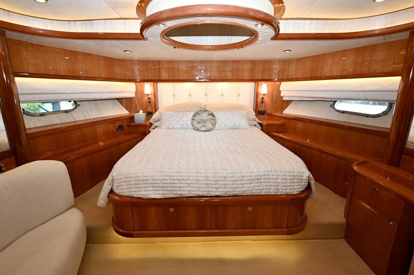 Sunseeker-Yacht 2005-Bella Fort Lauderdale-Florida-United States-Bella  VIP Stateroom Details-5421306 | Thumbnail