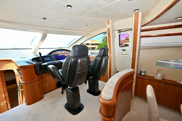 Sunseeker-Yacht 2005-Bella Fort Lauderdale-Florida-United States-Bella  Lower Helm-5421299