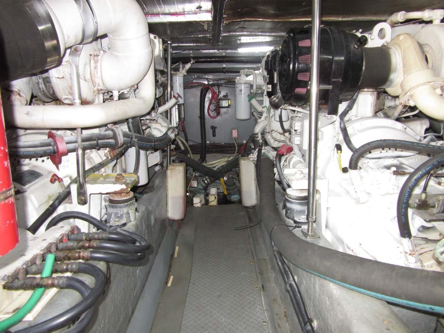 Sea Ray-480 Sedan Bridge 2000-LAST TANGO Saint Petersburg-Florida-United States-Engine Room-3557315 | Thumbnail