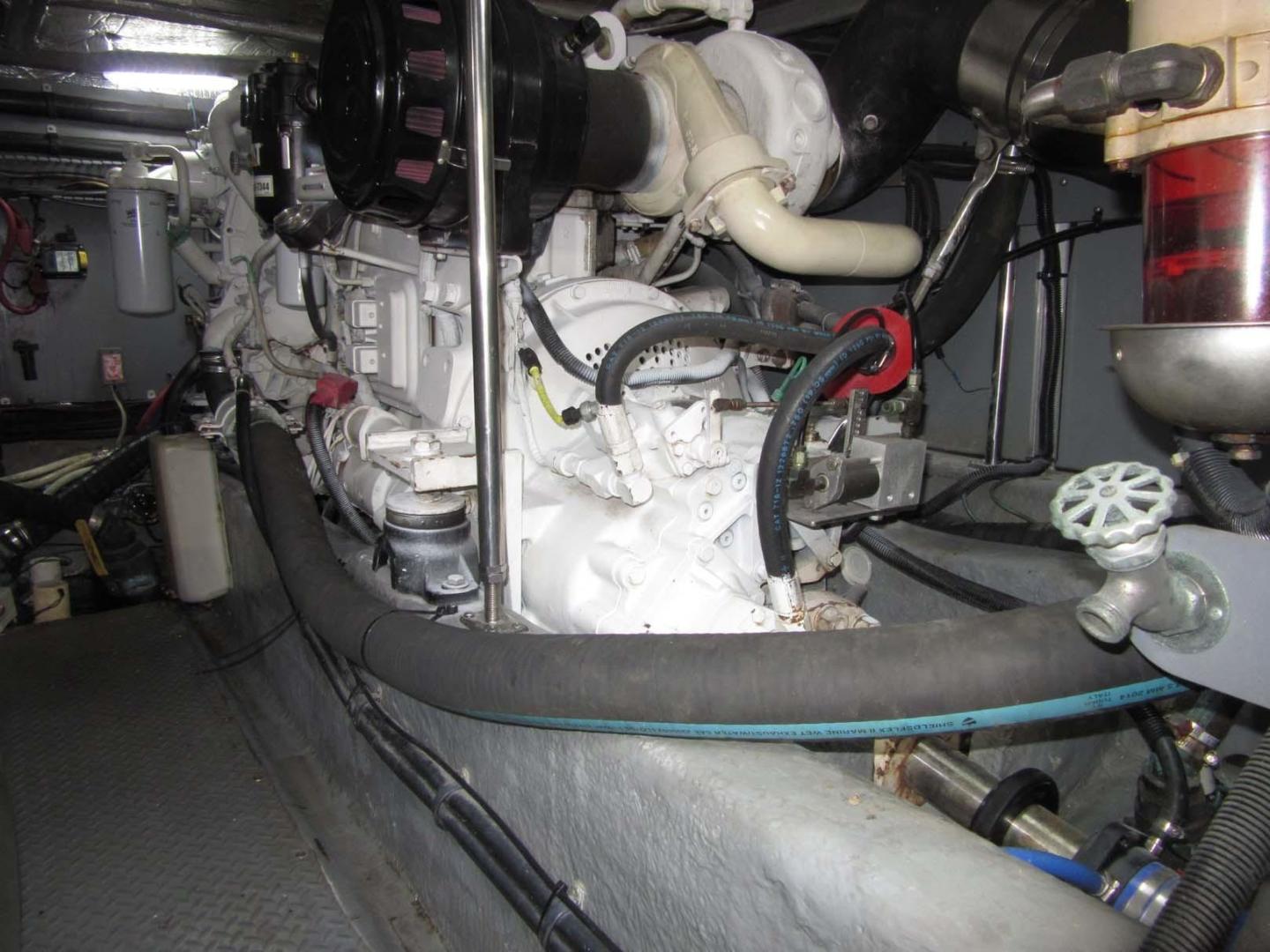 Sea Ray-480 Sedan Bridge 2000-LAST TANGO Saint Petersburg-Florida-United States-Starboard Engine-3557323 | Thumbnail