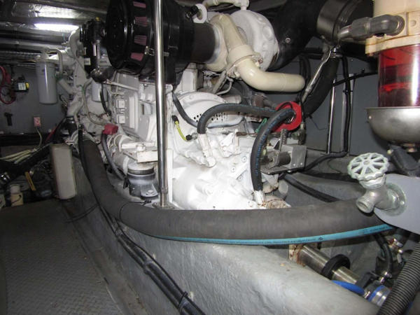 Sea Ray-480 Sedan Bridge 2000-LAST TANGO Saint Petersburg-Florida-United States-Starboard Engine-3557323