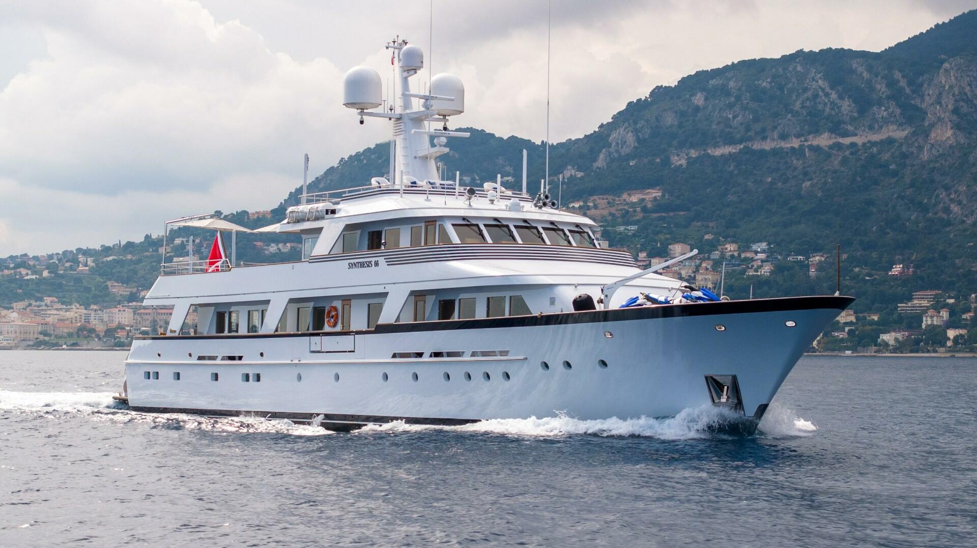 Used Feadship 137' De Vries Scheepsbouw | SYNTHESIS 66 | United ...
