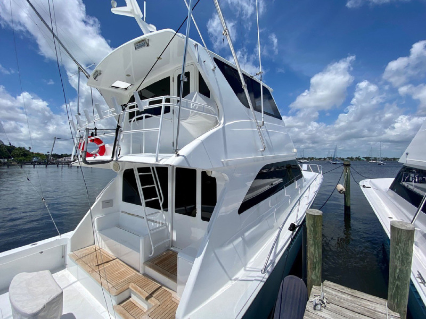 Viking-Enclosed Bridge 2002-The Dukes Stuart-Florida-United States-3588130 | Thumbnail