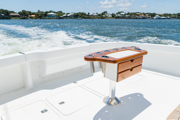 Viking-Enclosed Bridge 2002-The Dukes Stuart-Florida-United States-3588135