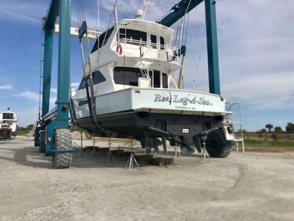 Viking-Enclosed Bridge 2002-The Dukes Stuart-Florida-United States-Stern View On The Hard  New Bottom Job 11.2022-3588160