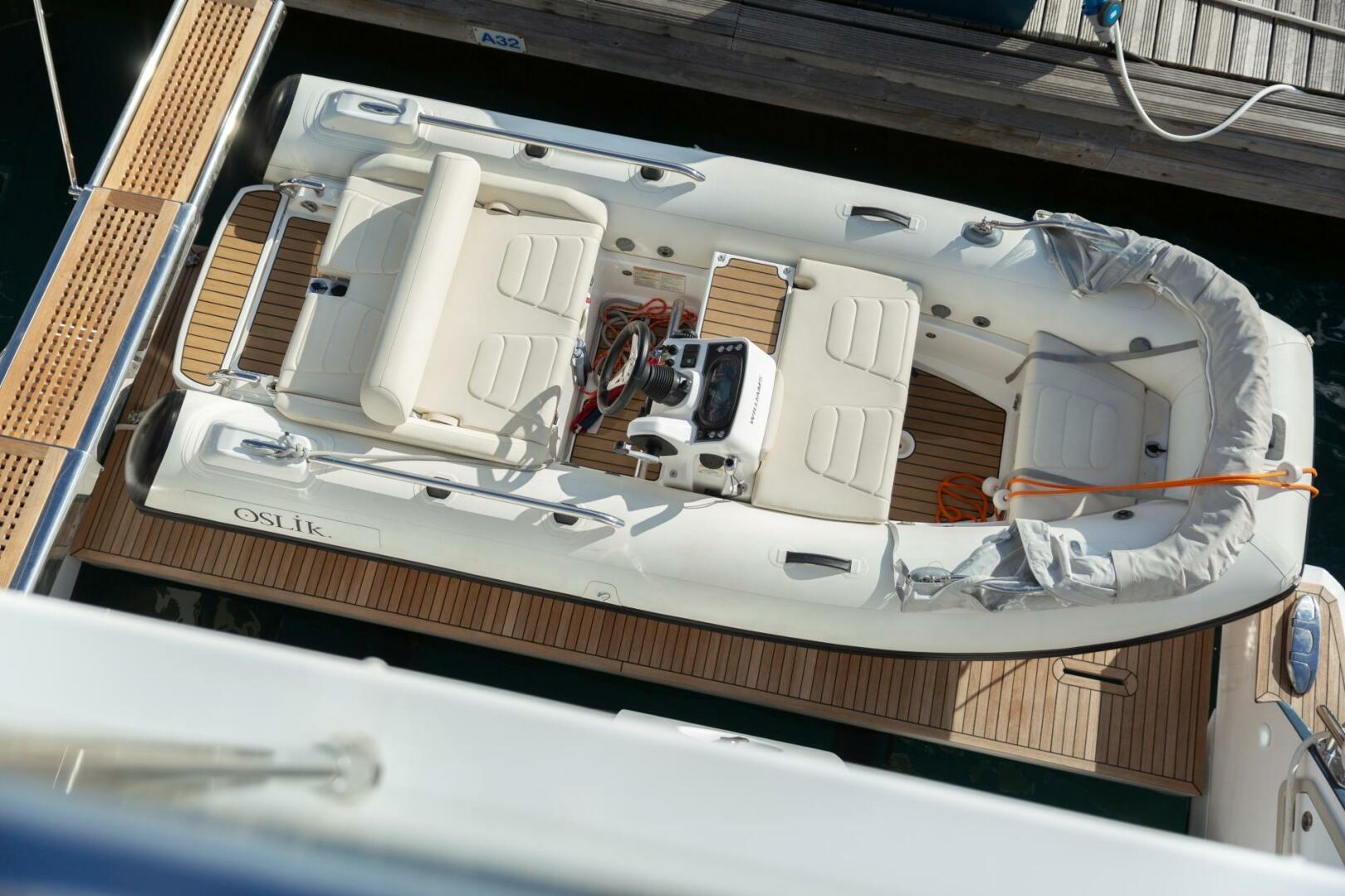 Azimut-72 Flybridge 2020-Solstice Cannes-France-3968856 | Thumbnail