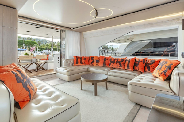 Azimut-72 Flybridge 2020-Solstice Cannes-France-3968894