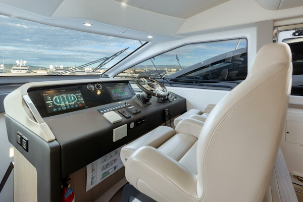 Azimut-72 Flybridge 2020-Solstice Cannes-France-3968899