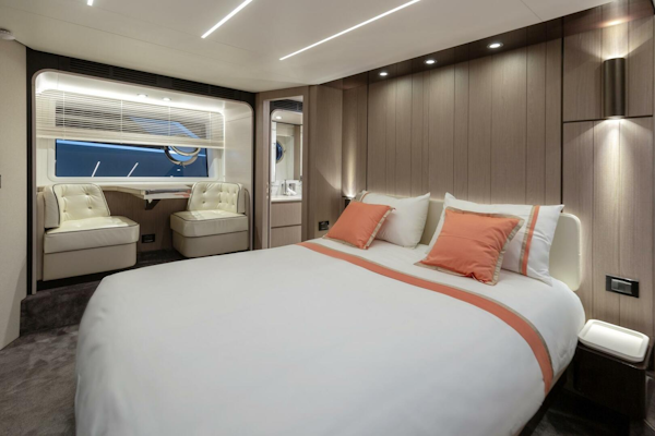 Azimut-72 Flybridge 2020-Solstice Cannes-France-3968903