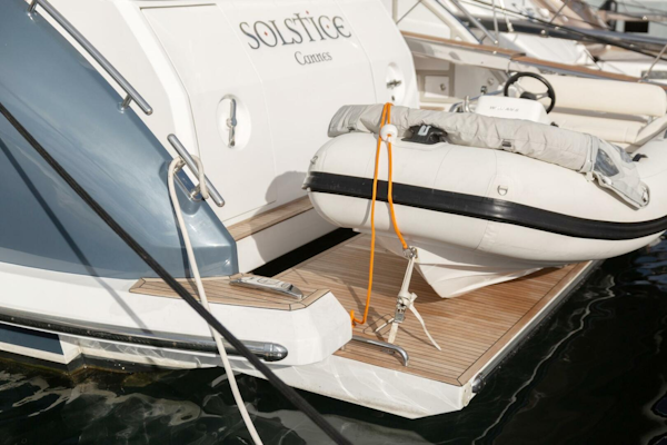 Azimut-72 Flybridge 2020-Solstice Cannes-France-3968833
