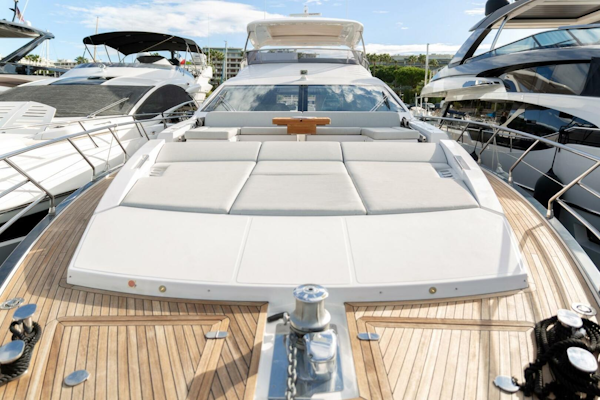 Azimut-72 Flybridge 2020-Solstice Cannes-France-3968884