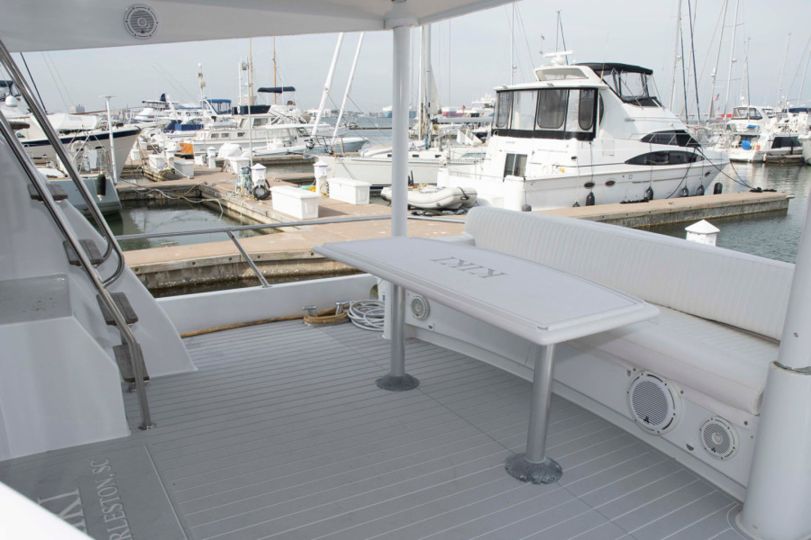 Monte Fino-65 Flybridge 1996-KIKI Mount Pleasant-South Carolina-United States-Aft Deck Seating-3599315 | Thumbnail