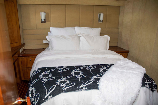 Monte Fino-65 Flybridge 1996-KIKI Mount Pleasant-South Carolina-United States-Island Queen Berth-3599208