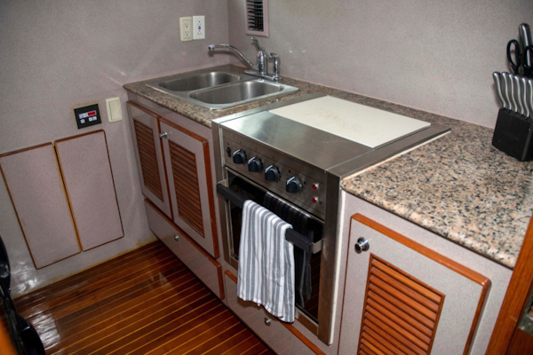 Monte Fino-65 Flybridge 1996-KIKI Mount Pleasant-South Carolina-United States-Lots of Storage and Cabinets-3599225